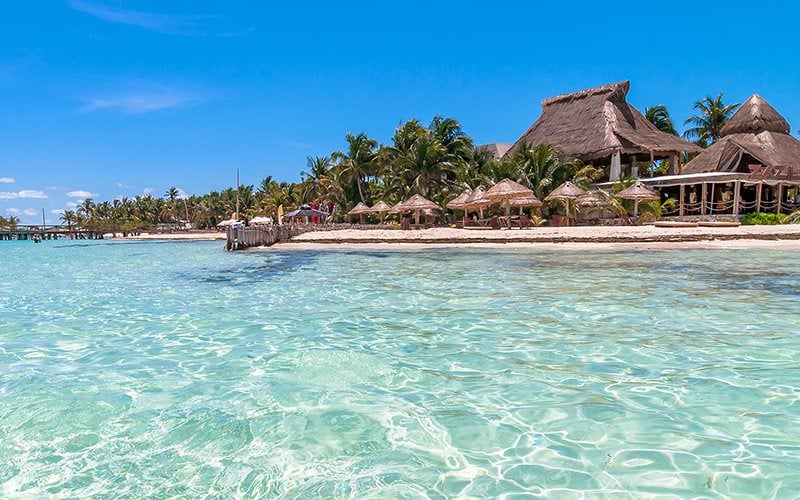 Velero de Lujo en Isla Mujeres con Cancún Adventures 1|