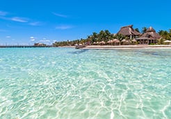 Velero de Lujo en Isla Mujeres Privado con Cancún Adventures 3