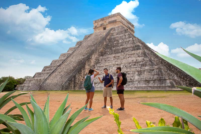 Guided visit to Chichen Itza with Cancun Adventures